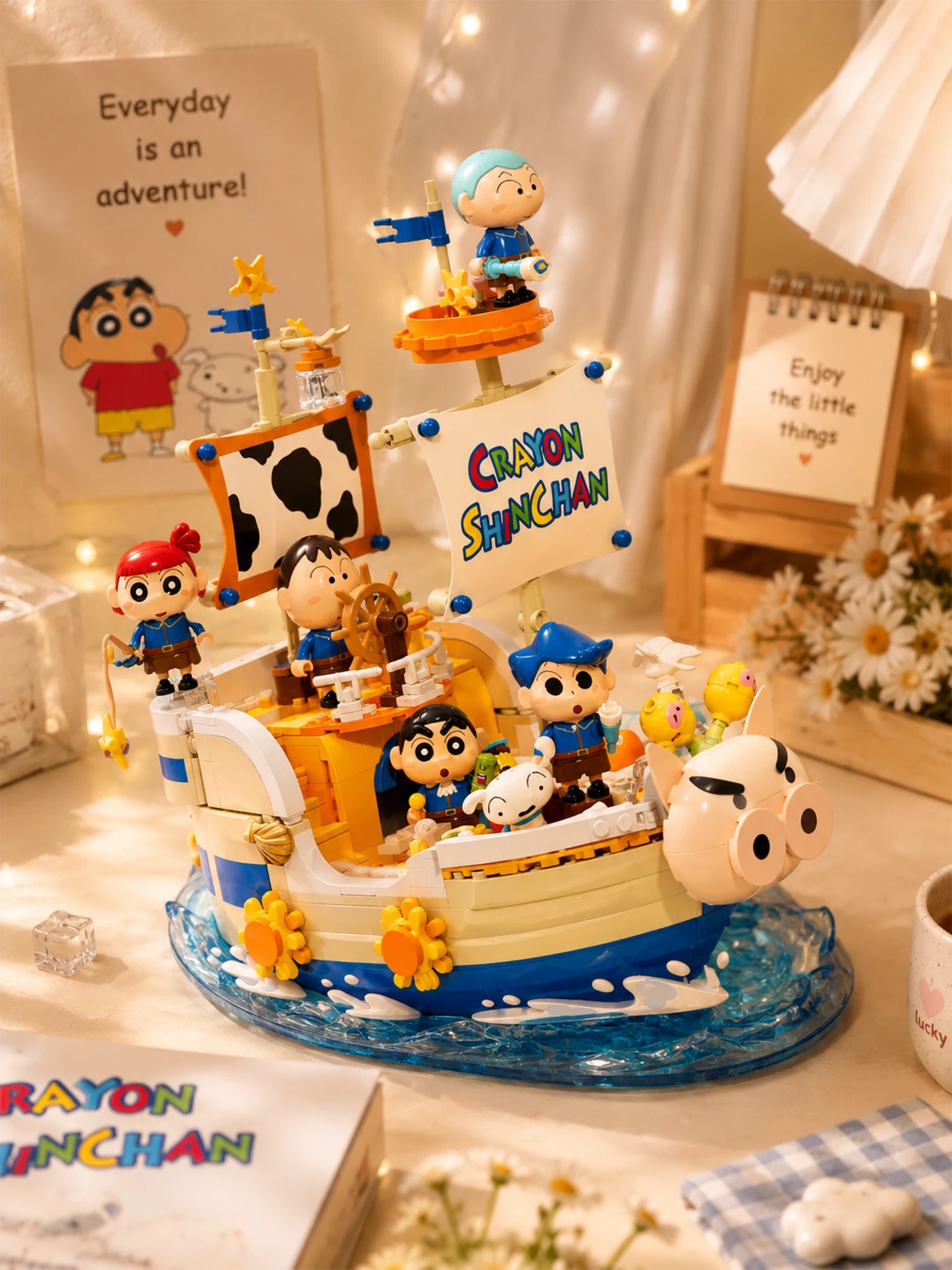 Crayon Shinchan Ship